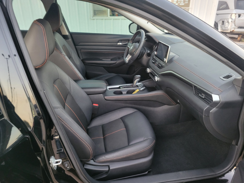 2020 Nissan Altima 2.5 SR photo 23