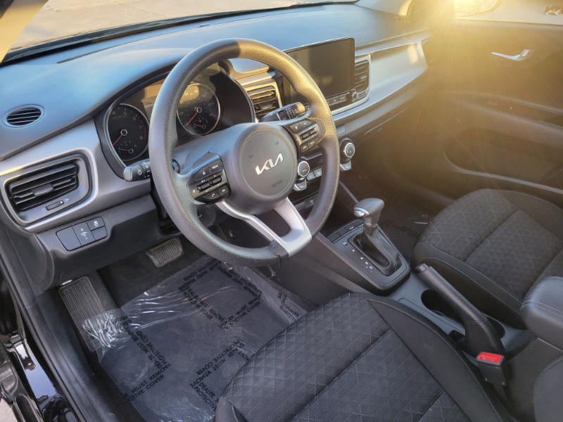2022 Kia Rio S photo 16