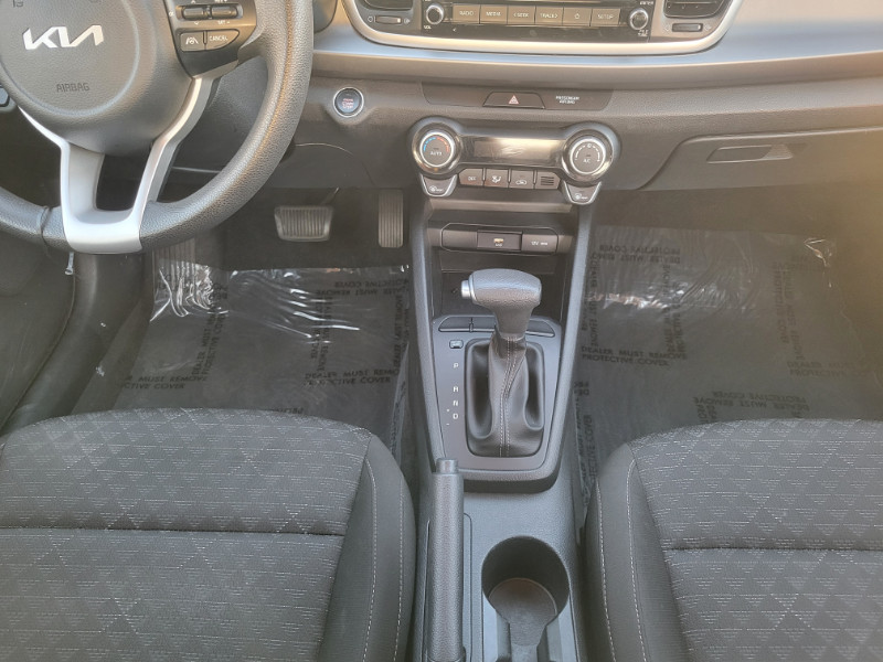 2022 Kia Rio S photo 24