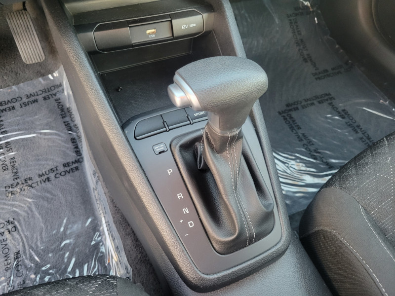 2022 Kia Rio S photo 28