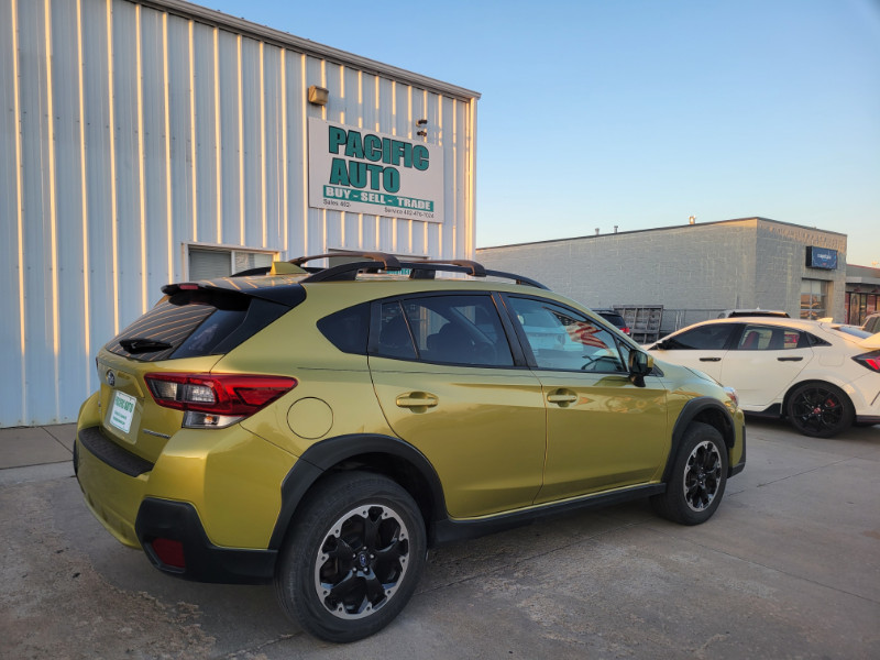2023 Subaru Crosstrek Premium photo 8