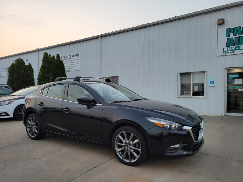 Used 2018 Mazda Mazda3 5-Door Touring