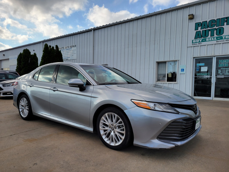 Used 2018 Toyota Camry XLE