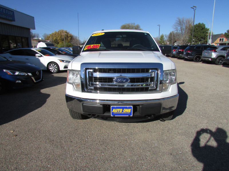 2013 Ford F-150 XLT photo 2