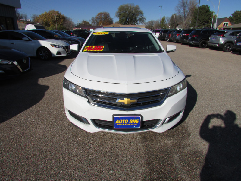 2014 Chevrolet Impala 2LT photo 2