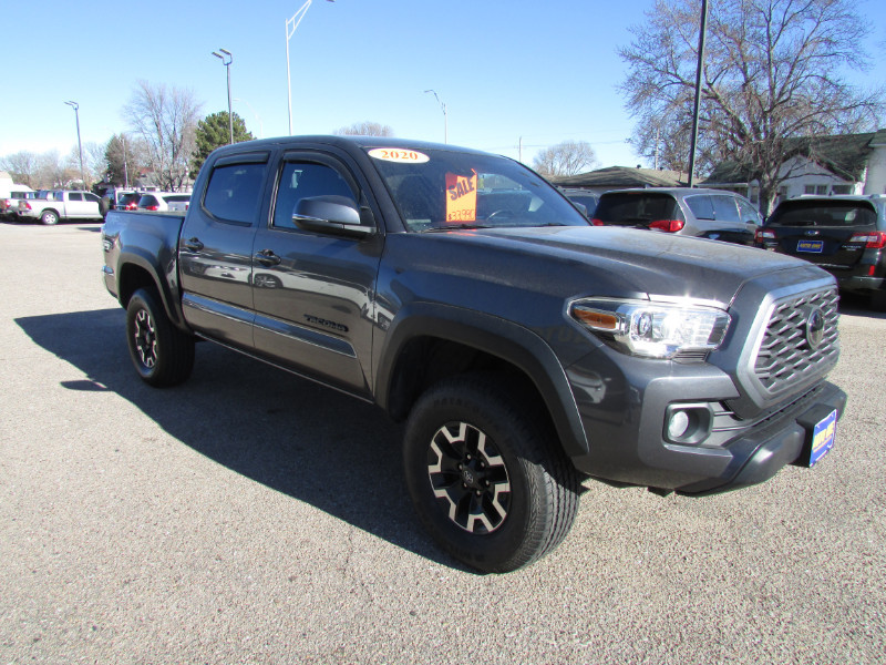 2020 Toyota Tacoma TRD Off Road photo 3