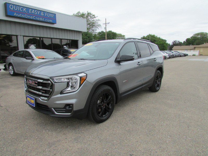 2023 GMC Terrain AT4 AWD's photo
