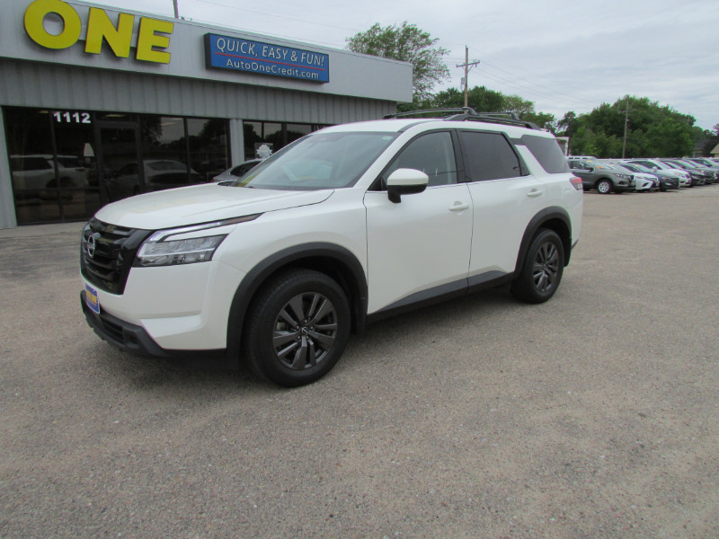 2022 Nissan Pathfinder SV 4WD's photo