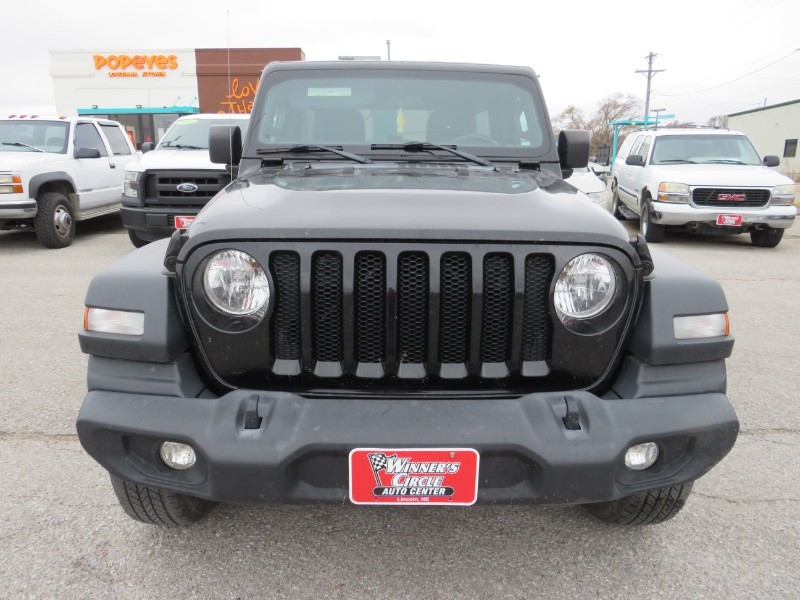 2018 Jeep Wrangler Unlimited Sport S photo 2