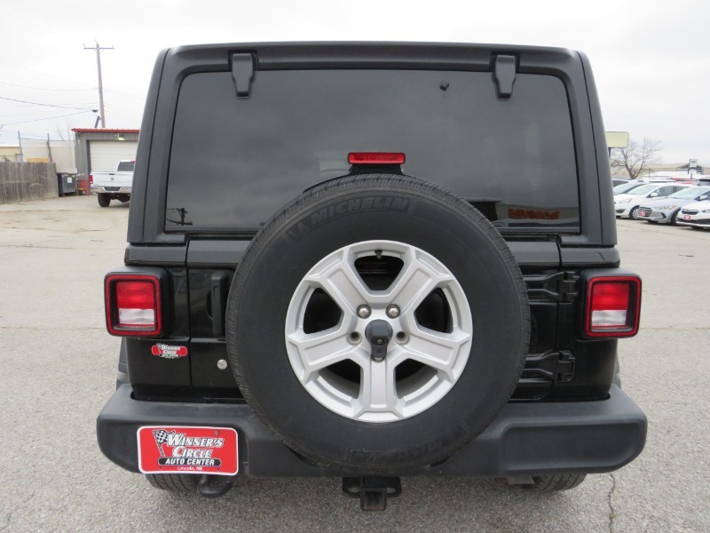 2018 Jeep Wrangler Unlimited Sport S photo 3