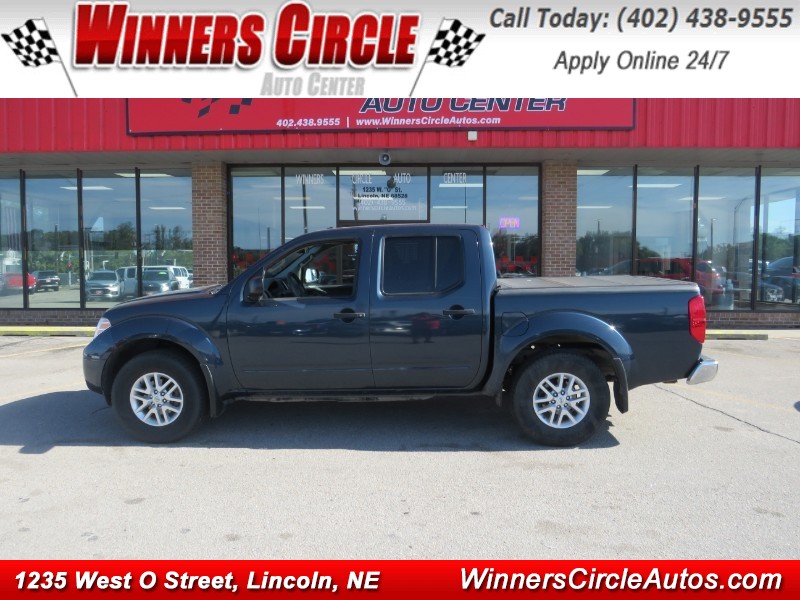 2017 Nissan Frontier 4.0 SV Crew Cab 4X4 AT SWB's photo