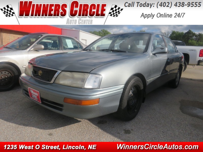 1996 Used Toyota Avalon XL w/Bench Seat
