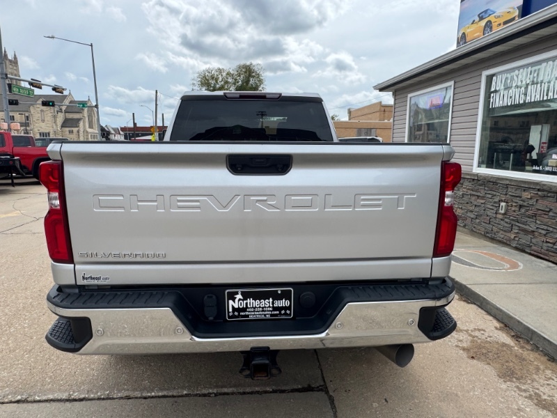 2021 Chevrolet Silverado 2500HD LT photo 4