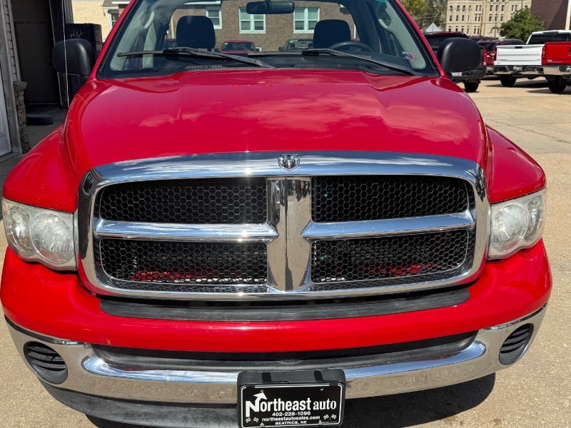 2004 Dodge Ram 3500 SLT photo 2