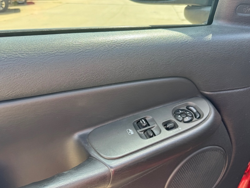 2004 Dodge Ram 3500 SLT photo 6