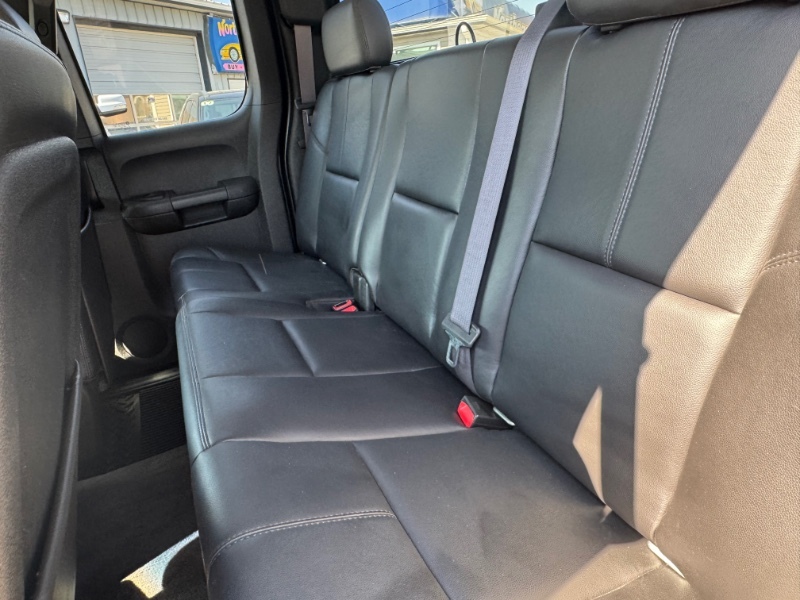 2011 Gmc Sierra SLT photo 14