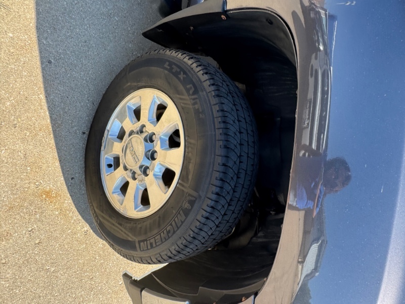 2011 Gmc Sierra SLT photo 18