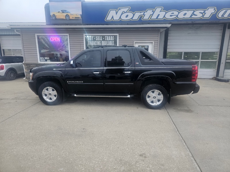 Used 2008 Chevrolet Avalanche LT w/3LT