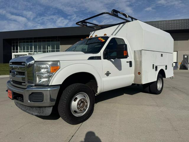 Used 2014 Ford F350 Super Duty Regular Cab & Chassis XLT Cab & Chassis 2D