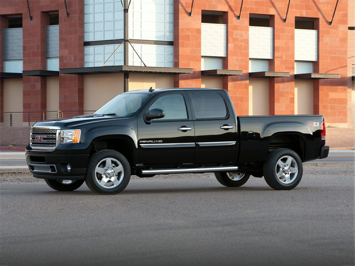 2013 GMC Sierra 2500HD Denali Truck Lincoln NE Dillon's Auto