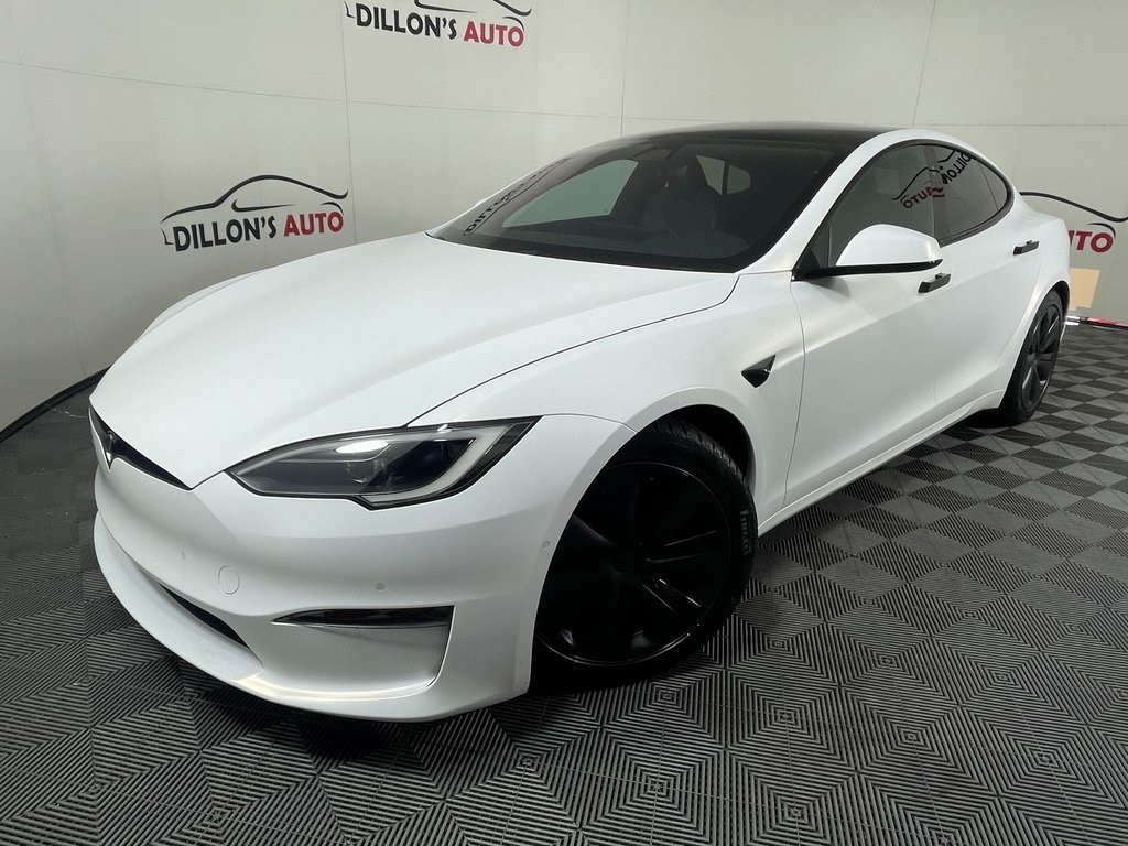 2023 Tesla Model S Standard Range's photo