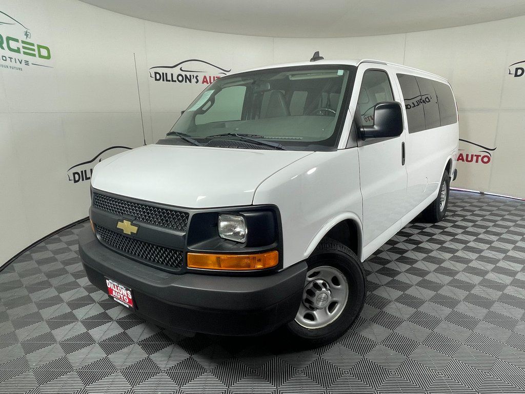 2016 Chevrolet Express 2500 LS's photo