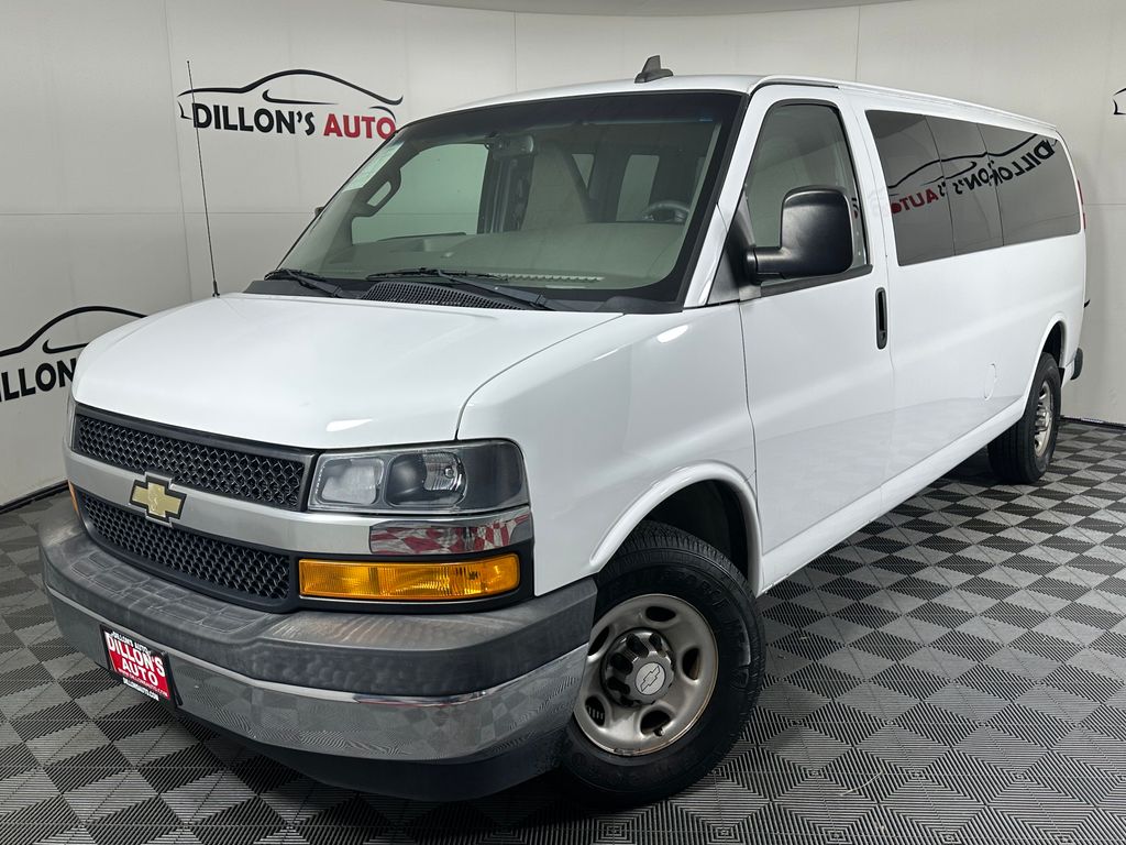 2018 Chevrolet Express 3500 LT Extended's photo