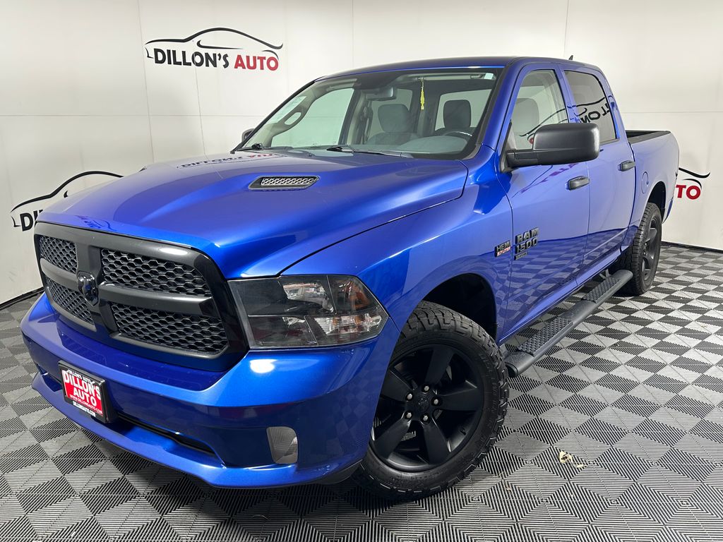 2019 RAM 1500 Classic Express Crew Cab 4x4 5'7's photo