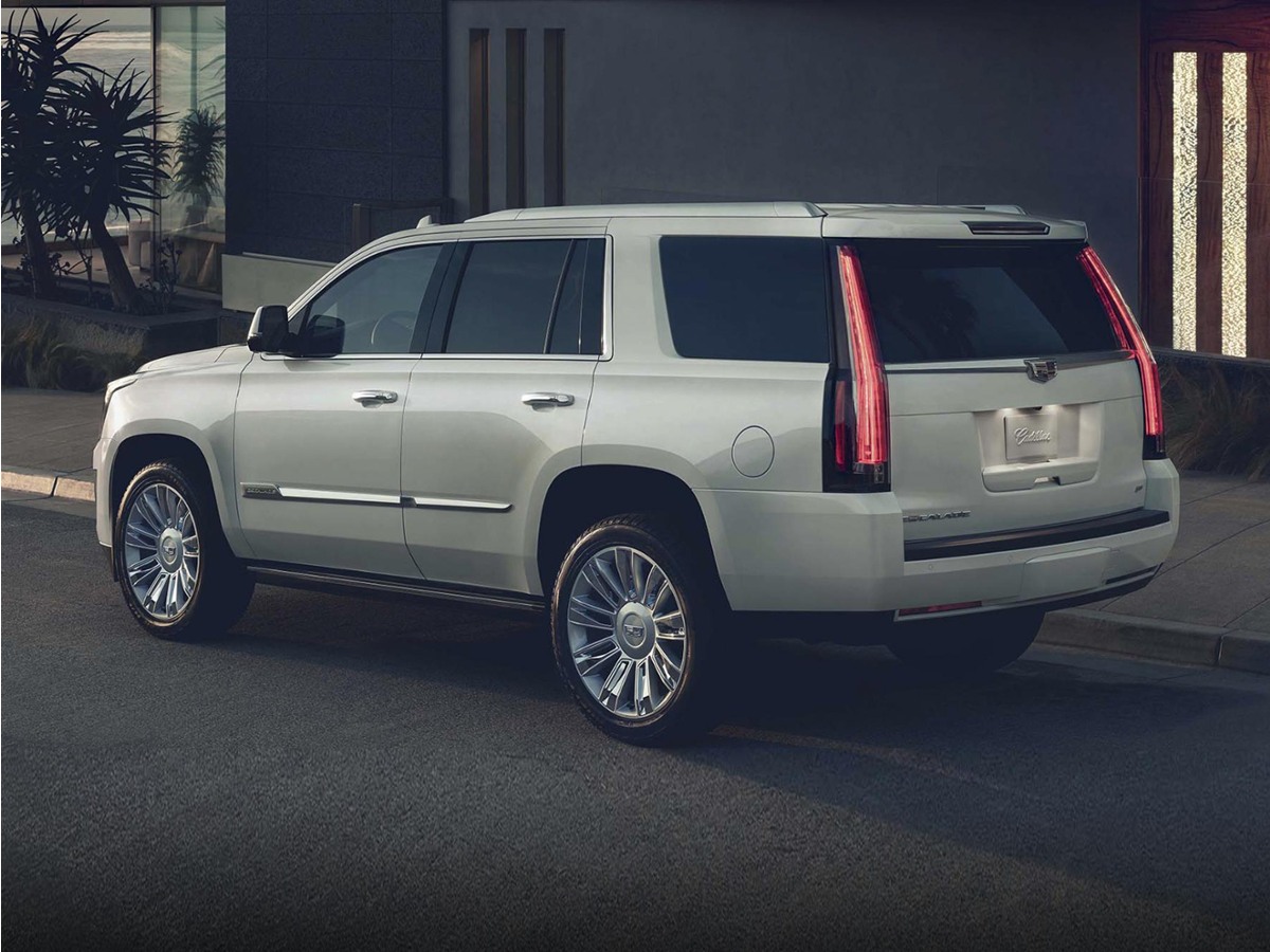 2018 Cadillac Escalade ESV AWD Platinum's photo