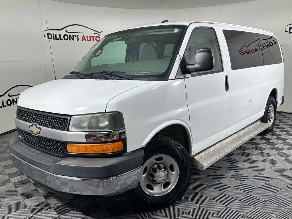 2014 Chevrolet Express 2500 LS's photo
