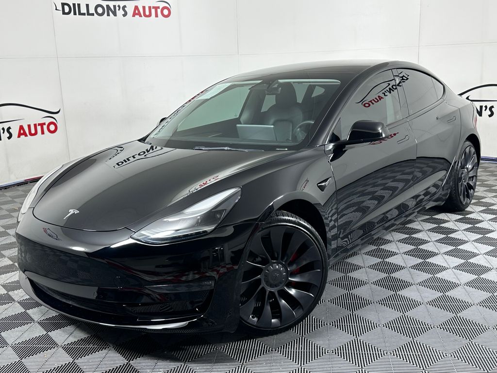 2022 Tesla Model 3 Performance Dual Motor All-Wheel Drive's photo