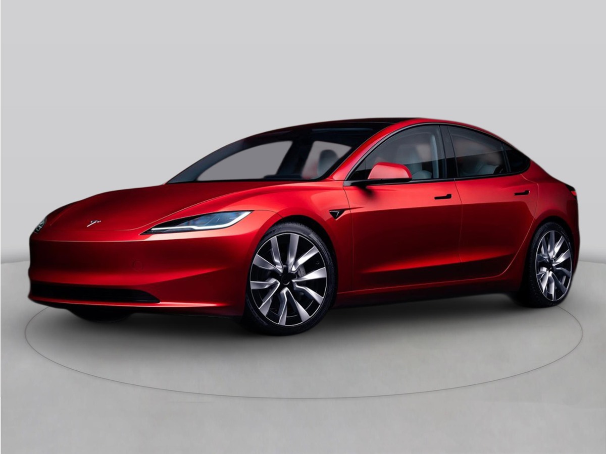 2025 Tesla Model 3 Performance's photo