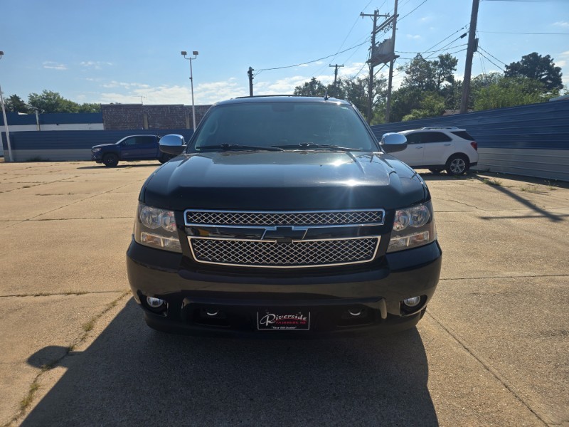 Used 2013 Chevrolet Tahoe LTZ with VIN 1GNSKCE04DR228864 for sale in Fairbury, NE